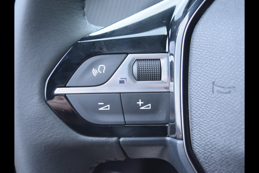 Peugeot 2008 1.2 Hybrid 145 GT | 360 camera | navigatie | adaptieve cruise control