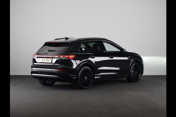 Audi Q4 e-tron 40 S Edition 63 kWh 204pk | 21 inch Lichtmetalen velgen | Parkeercamerea | Adaptieve cruise controle