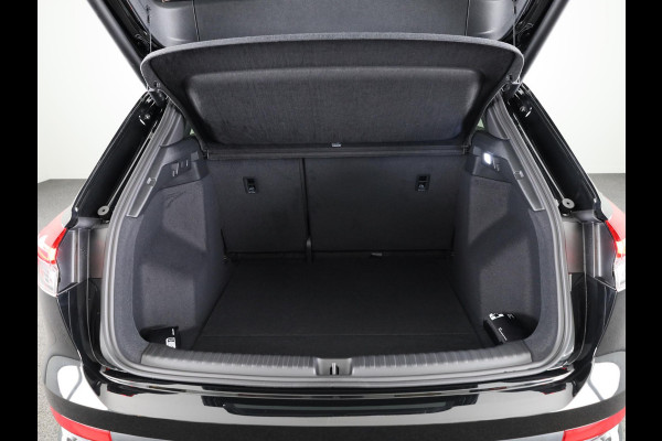 Audi Q4 e-tron 40 S Edition 63 kWh 204pk | 21 inch Lichtmetalen velgen | Parkeercamerea | Adaptieve cruise controle