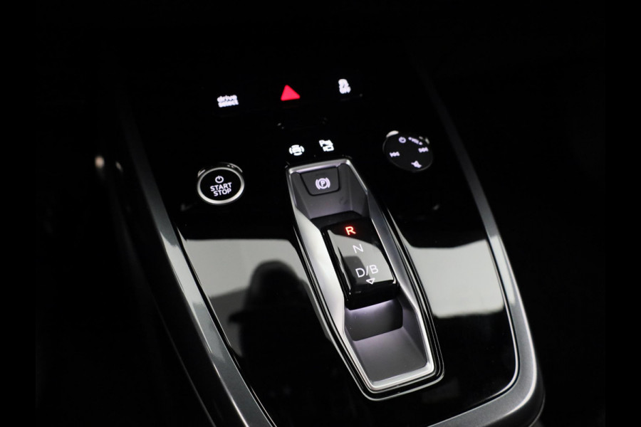 Audi Q4 e-tron 40 S Edition 63 kWh 204pk | 21 inch Lichtmetalen velgen | Parkeercamerea | Adaptieve cruise controle