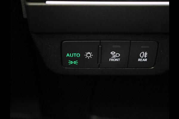 Audi Q4 e-tron 40 S Edition 63 kWh 204pk | 21 inch Lichtmetalen velgen | Parkeercamerea | Adaptieve cruise controle