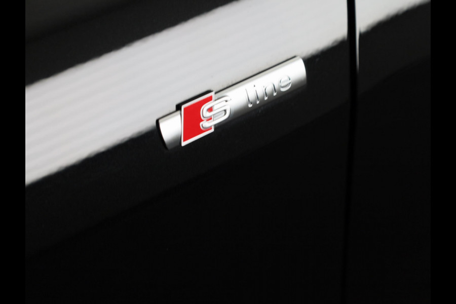 Audi Q4 e-tron 40 S Edition 63 kWh 204pk | 21 inch Lichtmetalen velgen | Parkeercamerea | Adaptieve cruise controle