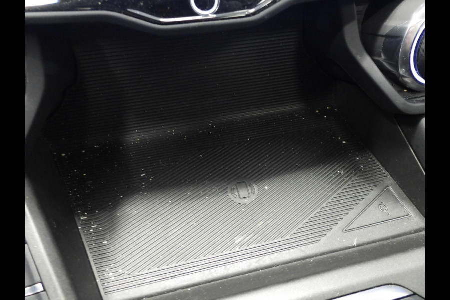 Lynk & Co 01 1.5 PHEV BlackLine NAVI/360CAM/SCHUIFDAK/LED/20"LMV!