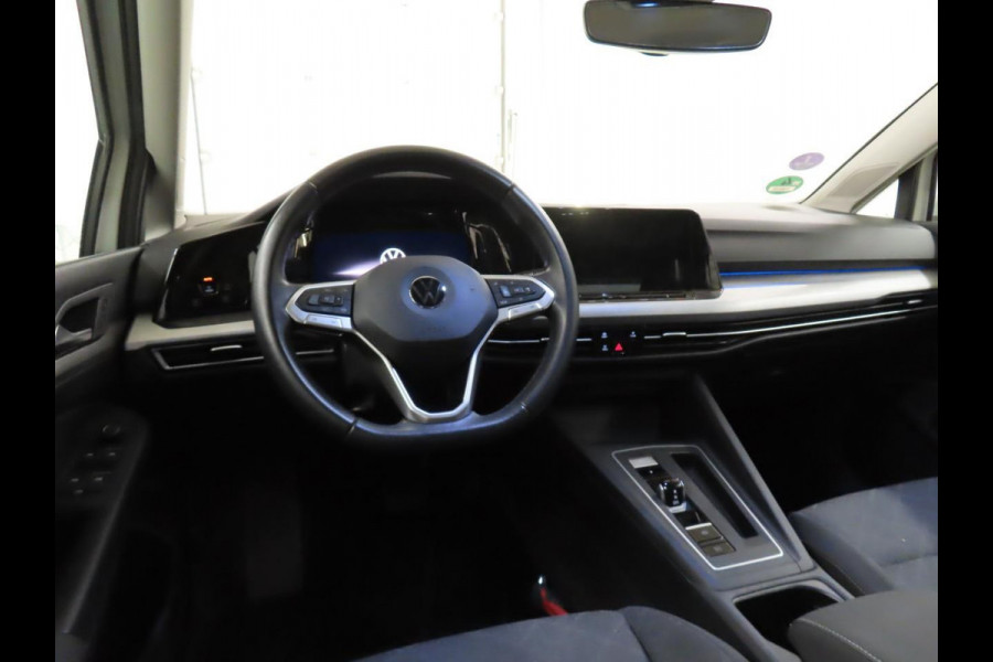 Volkswagen Golf 1.0 e-TSI 110 pk Life DSG-7 Aut. Airco Climatronic Wireless Carplay Navi Adaptive Cruise Control PDC VA DAB+ Full LED Ambiente Verlichting