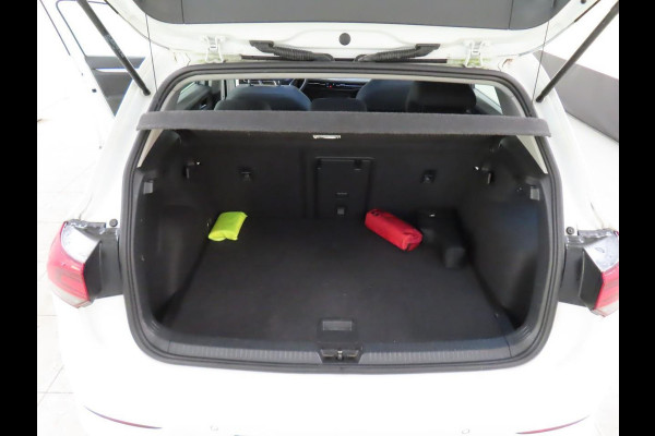 Volkswagen Golf 1.0 e-TSI 110 pk Life DSG-7 Aut. Airco Climatronic Wireless Carplay Navi Adaptive Cruise Control PDC VA DAB+ Full LED Ambiente Verlichting