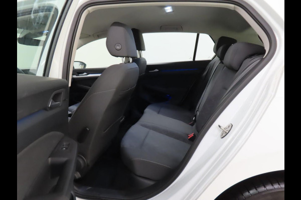 Volkswagen Golf 1.0 e-TSI 110 pk Life DSG-7 Aut. Airco Climatronic Wireless Carplay Navi Adaptive Cruise Control PDC VA DAB+ Full LED Ambiente Verlichting