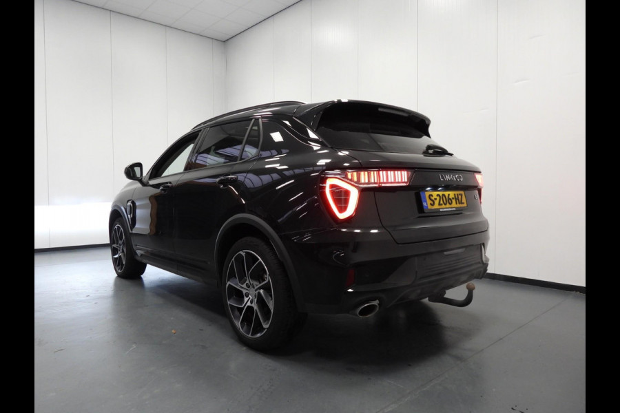 Lynk & Co 01 1.5 PHEV BlackLine TREKHAAK/360CAM/SCHUIFDAK/LED/20"LMV!