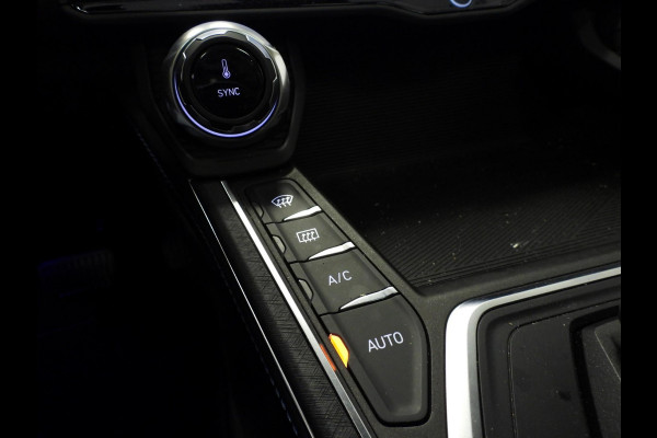 Lynk & Co 01 1.5 PHEV BlackLine TREKHAAK/360CAM/SCHUIFDAK/LED/20"LMV!