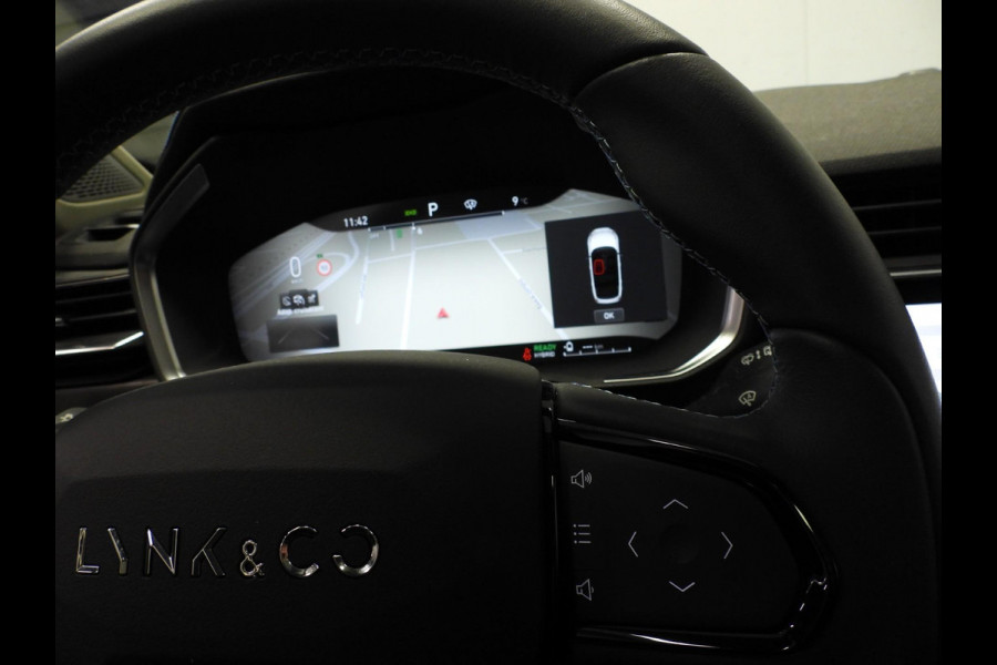 Lynk & Co 01 1.5 PHEV BlackLine TREKHAAK/360CAM/SCHUIFDAK/LED/20"LMV!