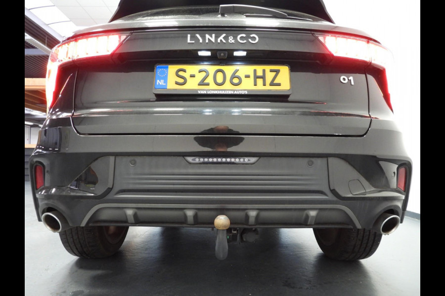 Lynk & Co 01 1.5 PHEV BlackLine TREKHAAK/360CAM/SCHUIFDAK/LED/20"LMV!