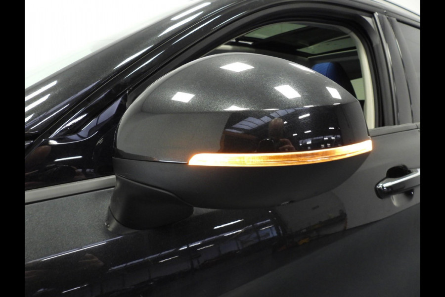 Lynk & Co 01 1.5 PHEV BlackLine TREKHAAK/360CAM/SCHUIFDAK/LED/20"LMV!