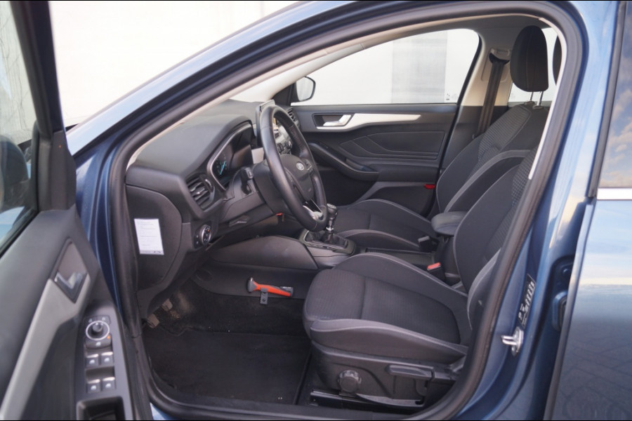 Ford Focus Wagon 1.0 EcoBoost Trend Edition Business -NAVI-CAM-