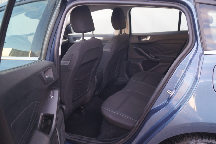 Ford Focus Wagon 1.0 EcoBoost Trend Edition Business -NAVI-CAM-