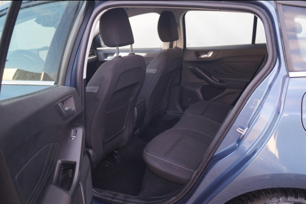 Ford Focus Wagon 1.0 EcoBoost Trend Edition Business -NAVI-CAM-