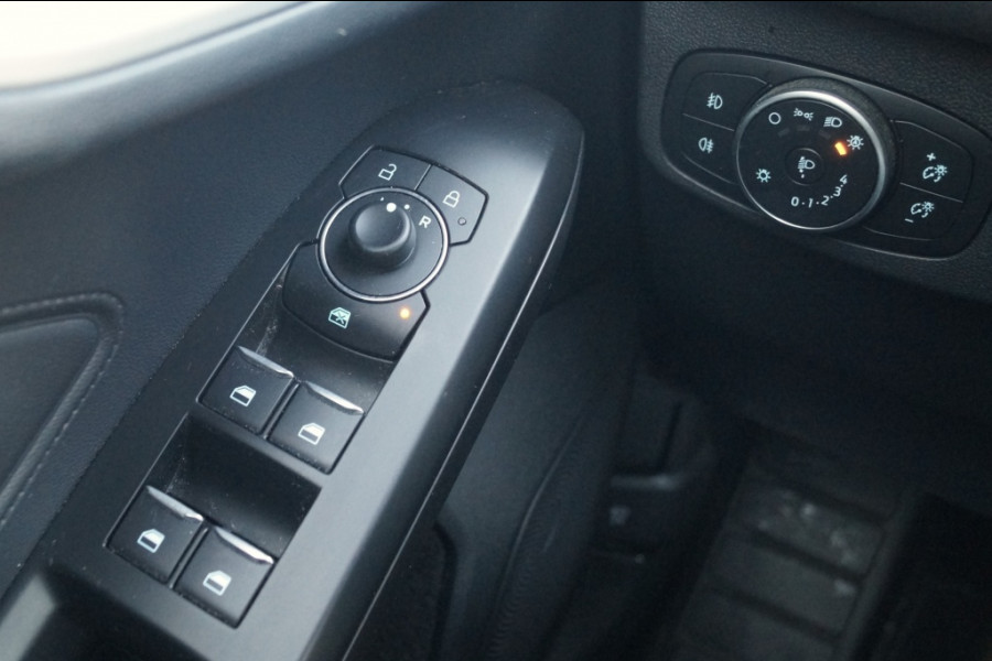 Ford Focus Wagon 1.0 EcoBoost Trend Edition Business -NAVI-CAM-