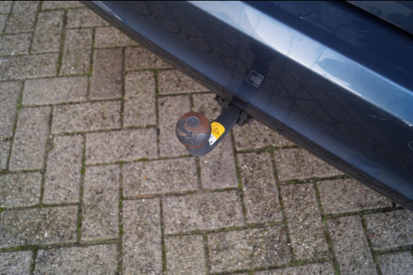 Ford Focus Wagon 1.0 EcoBoost Trend Edition Business -NAVI-CAM-