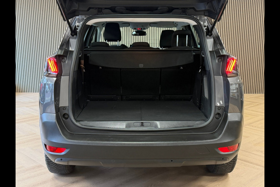 Peugeot 5008 1.2 PureTech 7 Pers. AUT NAVIGATIE CAMERA APPLE CARPLAY PDC KEYLESS-GO CRUISE LANE ASSIST