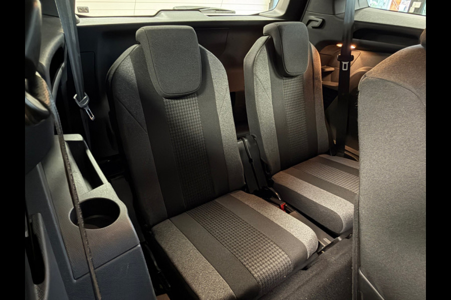 Peugeot 5008 1.2 PureTech 7 Pers. AUT NAVIGATIE CAMERA APPLE CARPLAY PDC KEYLESS-GO CRUISE LANE ASSIST