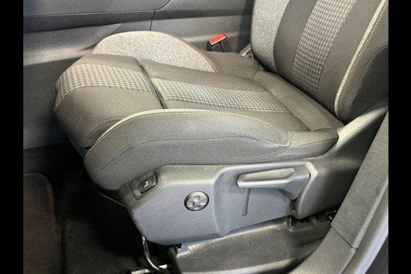 Peugeot 5008 1.2 PureTech 7 Pers. AUT NAVIGATIE CAMERA APPLE CARPLAY PDC KEYLESS-GO CRUISE LANE ASSIST