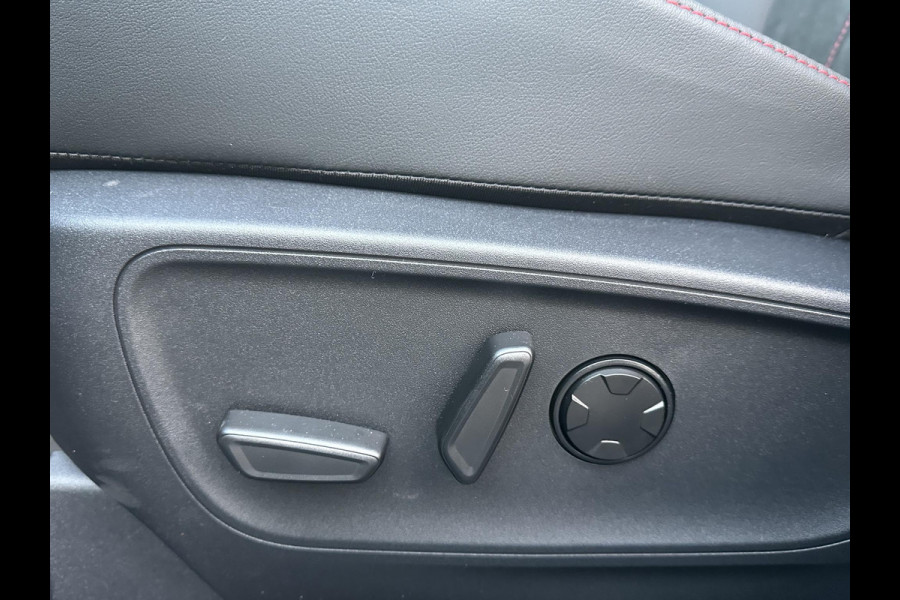 Ford Kuga 2.5 PHEV ST-Line X NIEUWE AUTO| FABRIEKSGARANTIE WINTERPACK | PANO | 360 CAMERA| ELEK. ACHTERKLEP| ACHTERBANK VERWARMD| STOEL + STUURVERWARMING| SUPER COMPLEET!