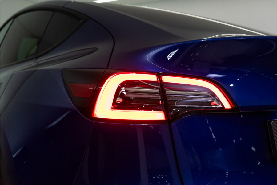 Tesla Model Y RWD 58 kWh 300PK | Incl. BTW | NL AUTO | 1e Eig.+NAP | Pano | Full Self Driving | 12 MND Garantie