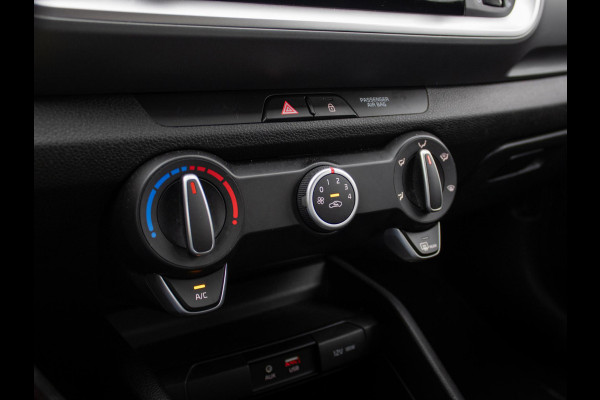 Kia Stonic 1.0 T-GDi DynamicLine | Trekhaak | Navigatie |