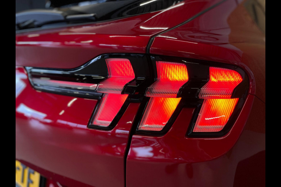 Ford Mustang Mach-E RWD 75 kWh|94% SOH|LEDER|B&O|ACC|CAMERA|CARPLAY|STOEL-, STUURVERW.|NAP|NL-AUTO|1e EIG.|INCL. BTW|