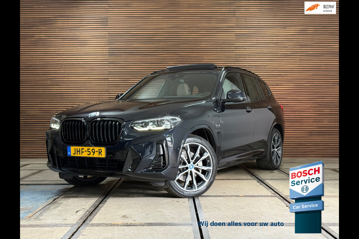 BMW X3 XDrive30e High Executive | Shadow Line | M-Sport | Pano | 20' inch | LED | Camera