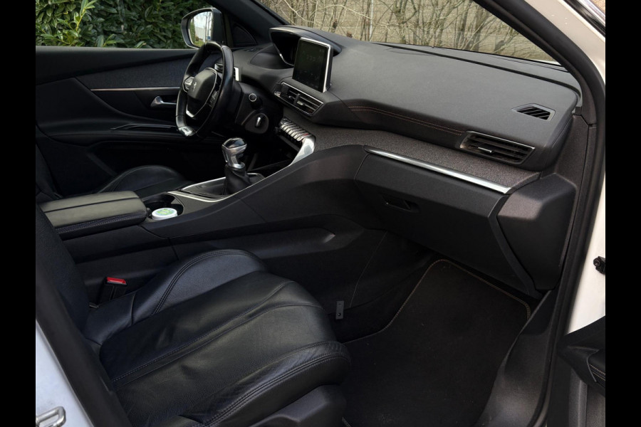 Peugeot 5008 1.2 PureTech GT-Line/Leer/7 Pers NL Auto