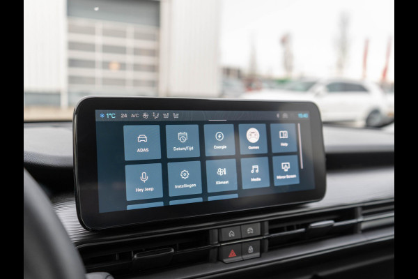 Jeep Avenger Longitude Business Pack 54 kWh SOH 96,4% | WINTER PACK | CARPLAY | E.C.C.