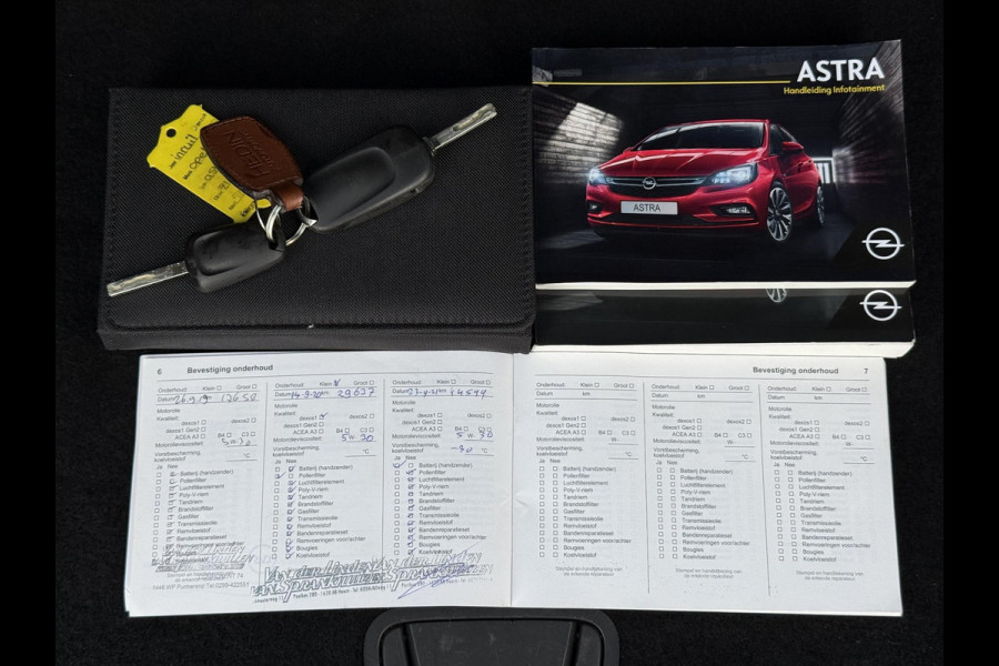Opel Astra Sports Tourer 1.4 Innovation Navi,Camera,150pk,Rijstrooksensor,Stoelverw.Stuurverw.Clima,Cruise,Halfleder,Lm velgen,Pdc,V+A,Lm velgen,6 Bak,Apk tot 10-2026