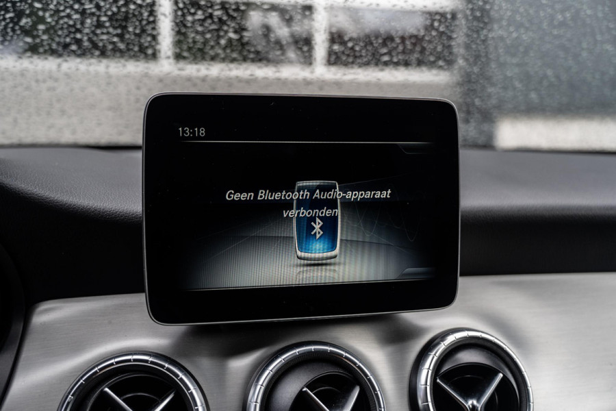 Mercedes-Benz CLA-Klasse 200 AMG Navi | Camera | Stoelverwarming