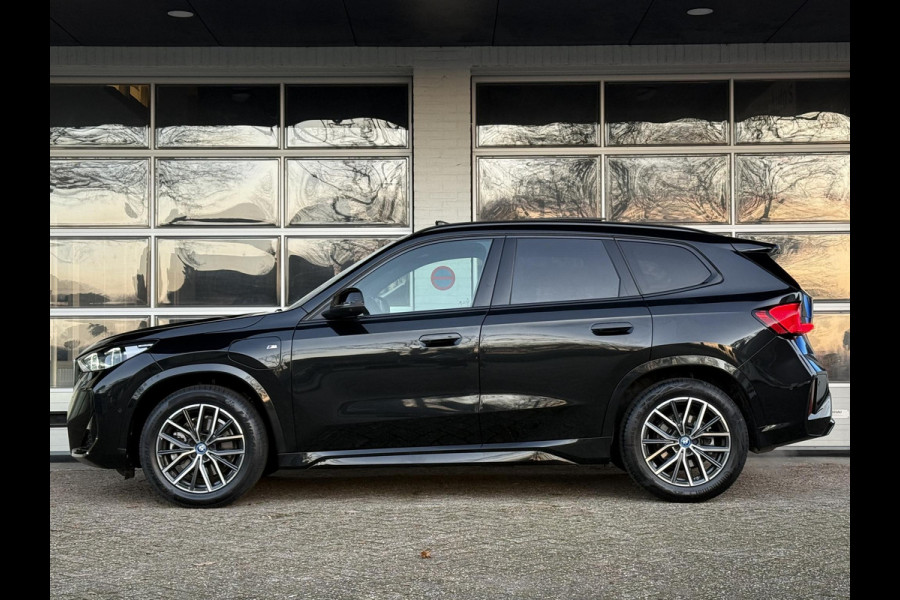 BMW X1 xDrive25e M SPORT | PANORAMA | DRIVING ASS PLUS | CAMERA | ELEKTR. STOELEN MEMORY | STOELVERWARMING |