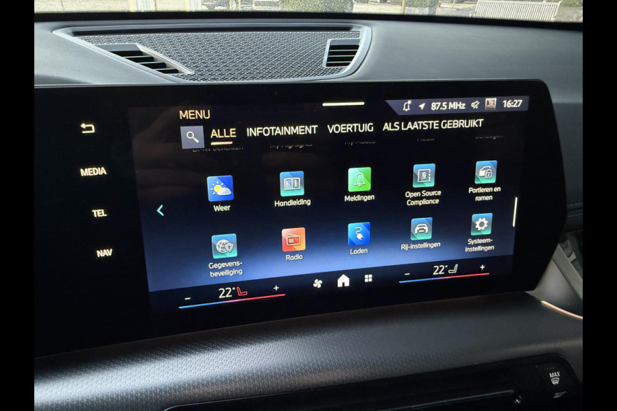 BMW X1 xDrive25e M SPORT | PANORAMA | DRIVING ASS PLUS | CAMERA | ELEKTR. STOELEN MEMORY | STOELVERWARMING |