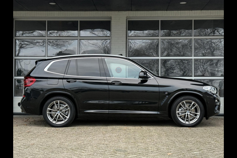 BMW X3 xDrive20i M SPORT | PANORAMA | TREKHAAK | SPORTSTOELEN | LEDER | CAMERA |