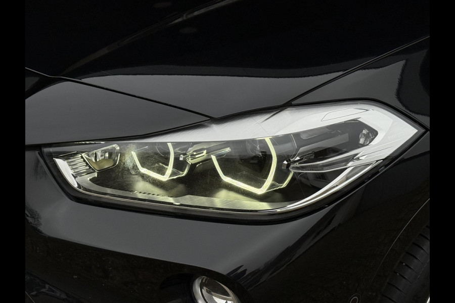 BMW X2 sDrive20i M SPORT | LEDER | PANORAMA | STOELVERWARMING | 18 INCH LM VELGEN |
