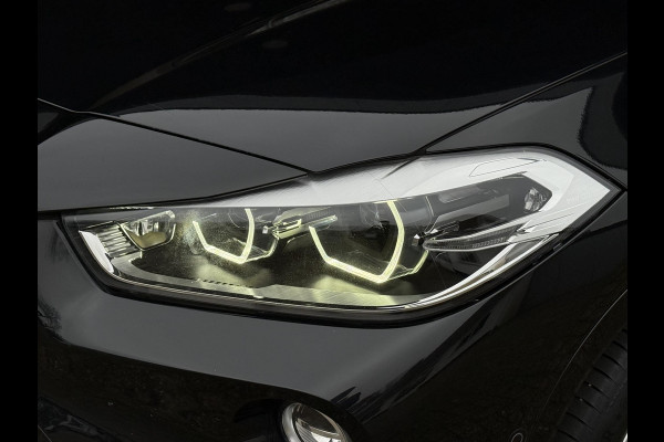 BMW X2 sDrive20i M SPORT | LEDER | PANORAMA | STOELVERWARMING | 18 INCH LM VELGEN |