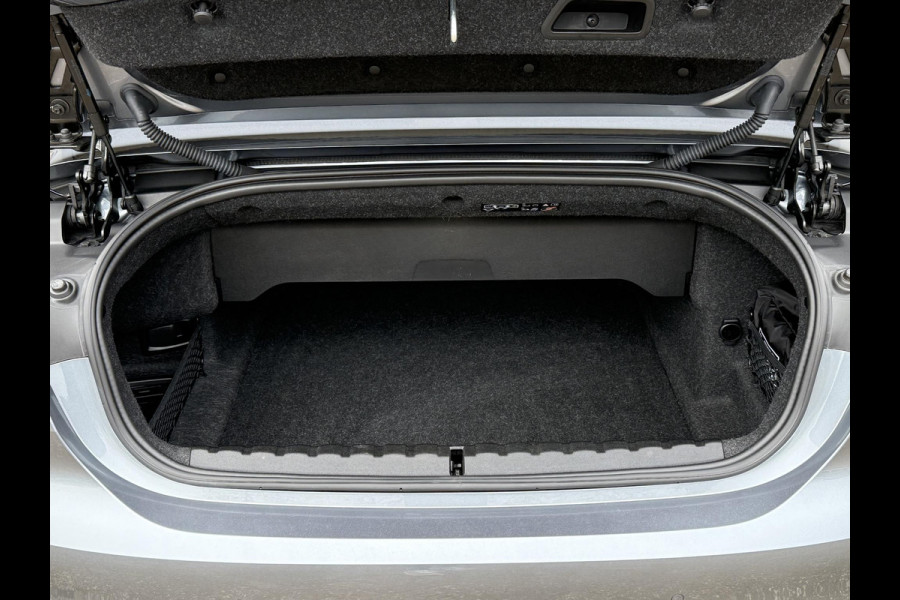 BMW 4 Serie Cabrio 420i High Executive | NEKVERWARMING | DRIVING ASS. PROFF. | HEAD UP | KEYLESS ENTRY |
