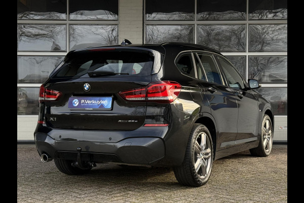 BMW X1 xDrive25e M SPORT | SPORTSTOELEN | TREKHAAK | STOELVERWARMING |