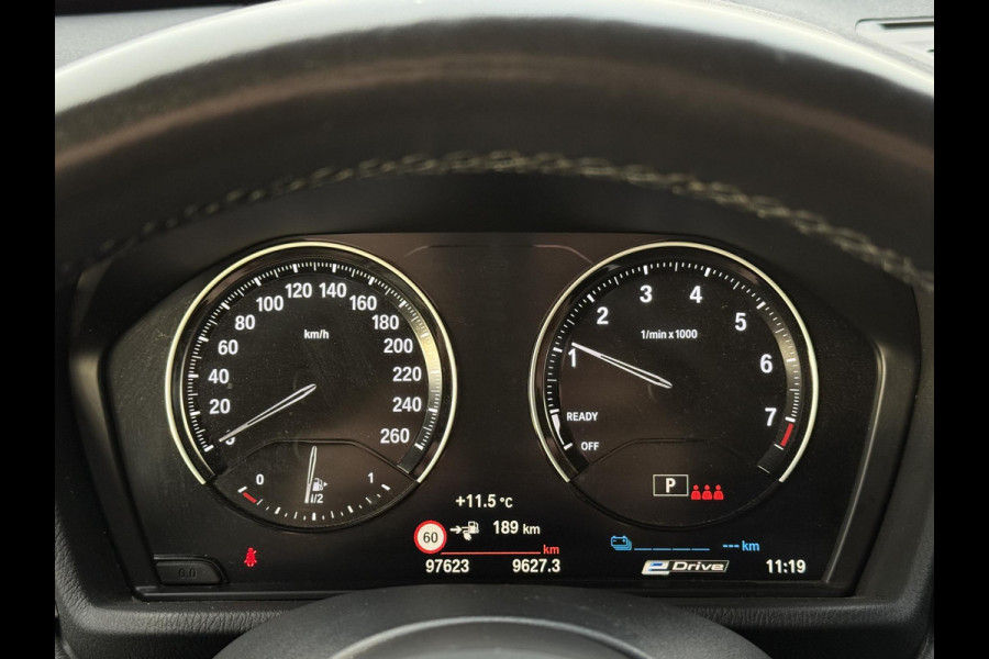 BMW X1 xDrive25e M SPORT | SPORTSTOELEN | TREKHAAK | STOELVERWARMING |