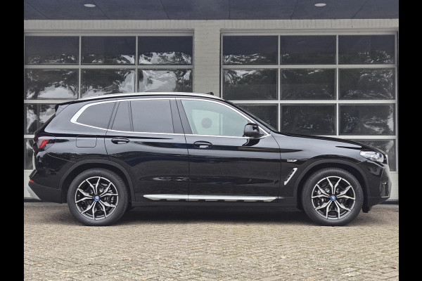 BMW X3 xDrive30e LCI | SPORTSTOELEN | LEDER | PANORAMADAK | CAMERA | TREKHAAK |