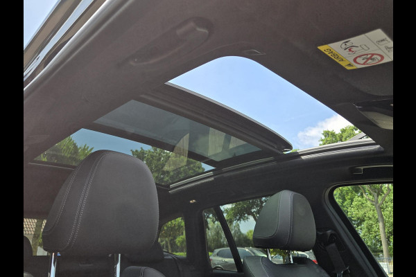 BMW X3 xDrive30e LCI | SPORTSTOELEN | LEDER | PANORAMADAK | CAMERA | TREKHAAK |