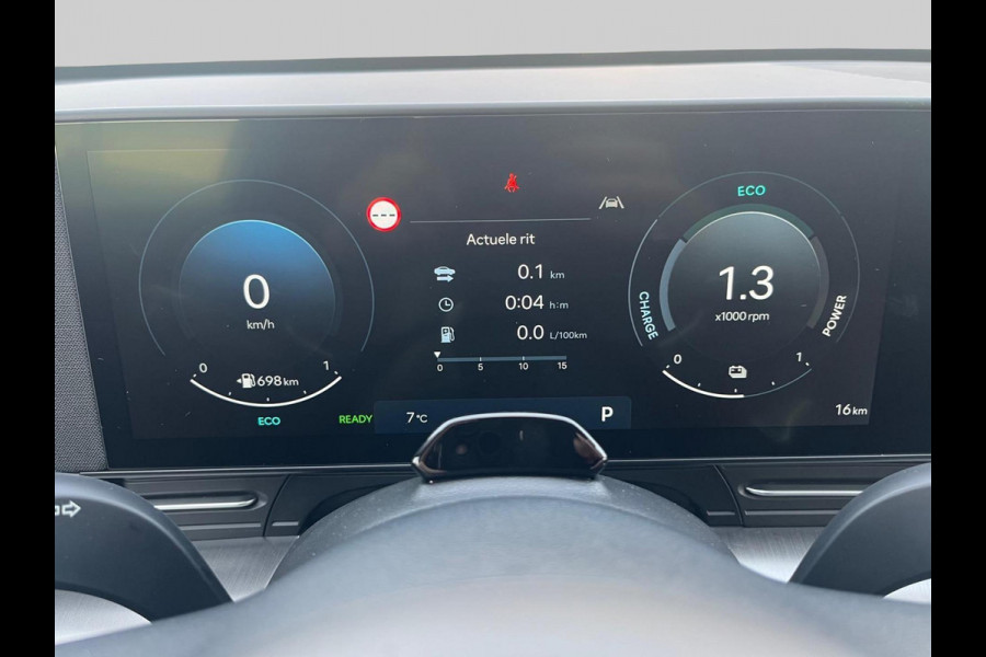 Hyundai Kona 1.6 GDI HEV Premium Sky