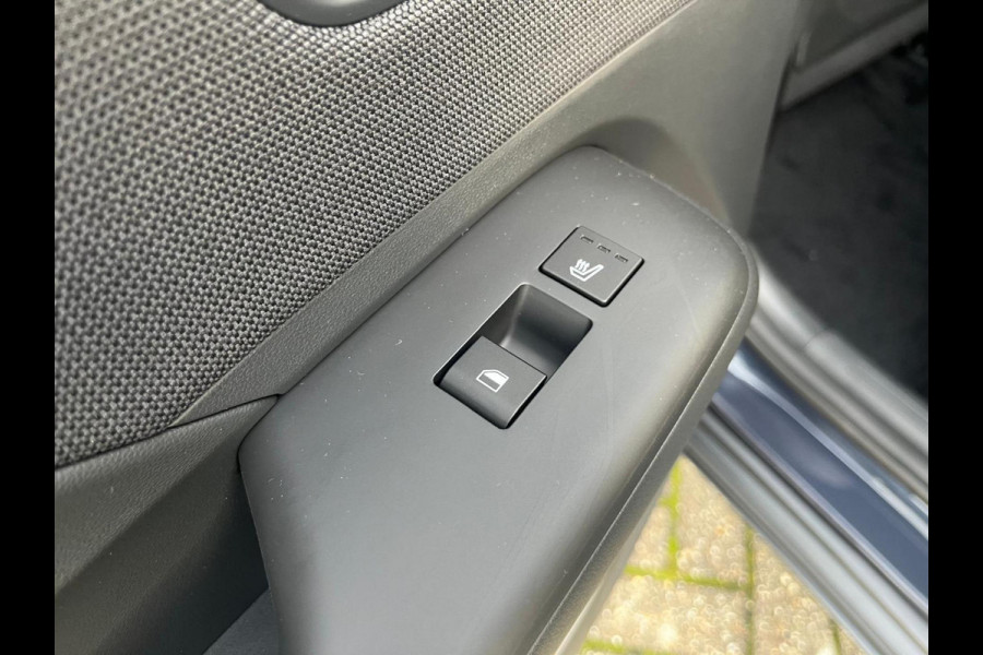 Hyundai Kona 1.6 GDI HEV Premium Sky