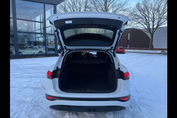 Audi Q6 e-tron Advanced edition 100 kWh FABRIEKSGARANTIE| BANG & OLUFSEN| SFEERVERLICHTING| HEAD-UP| STUURVERWARMING| ACHTERBANK VERWARMD| ELEK. TREKHAAK