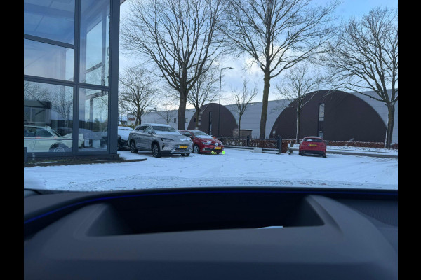 Audi Q6 e-tron Advanced edition 100 kWh FABRIEKSGARANTIE| BANG & OLUFSEN| SFEERVERLICHTING| HEAD-UP| STUURVERWARMING| ACHTERBANK VERWARMD| ELEK. TREKHAAK