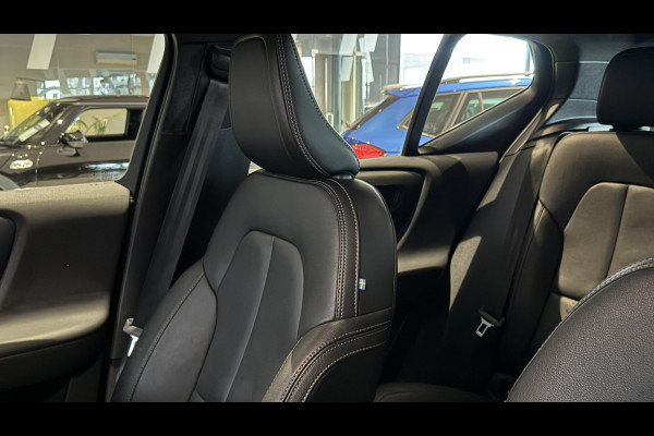 Volvo XC40 Recharge P8 AWD R-Design 408pk + MEMORY / CAMERA / STOEL+STUURVERWARMING