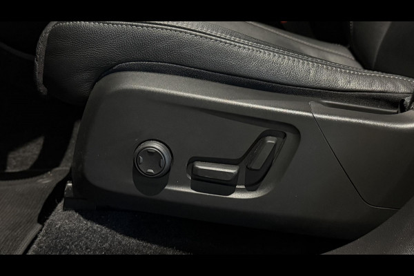 Volvo XC40 Recharge P8 AWD R-Design 408pk + MEMORY / CAMERA / STOEL+STUURVERWARMING