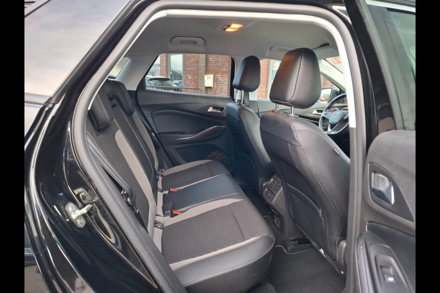 Opel Grandland X 1.2 Turbo Innovation | Camera | Carplay | Keyless | Dealer Onderhouden