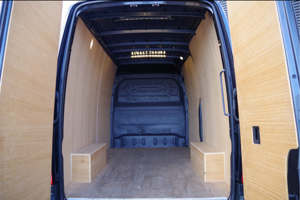 Mercedes-Benz Sprinter 319 3.0 CDI V6 L2H2 AUT. LED, LUCHTVERING, 360 CAMERA, STOELVERWARMING, CRUISE, CLIMA, PARKEERSENSOREN